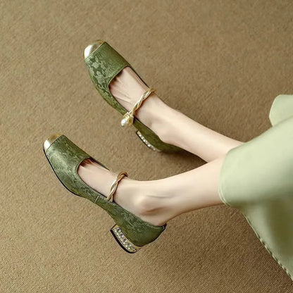 Vela Pearl Pumps